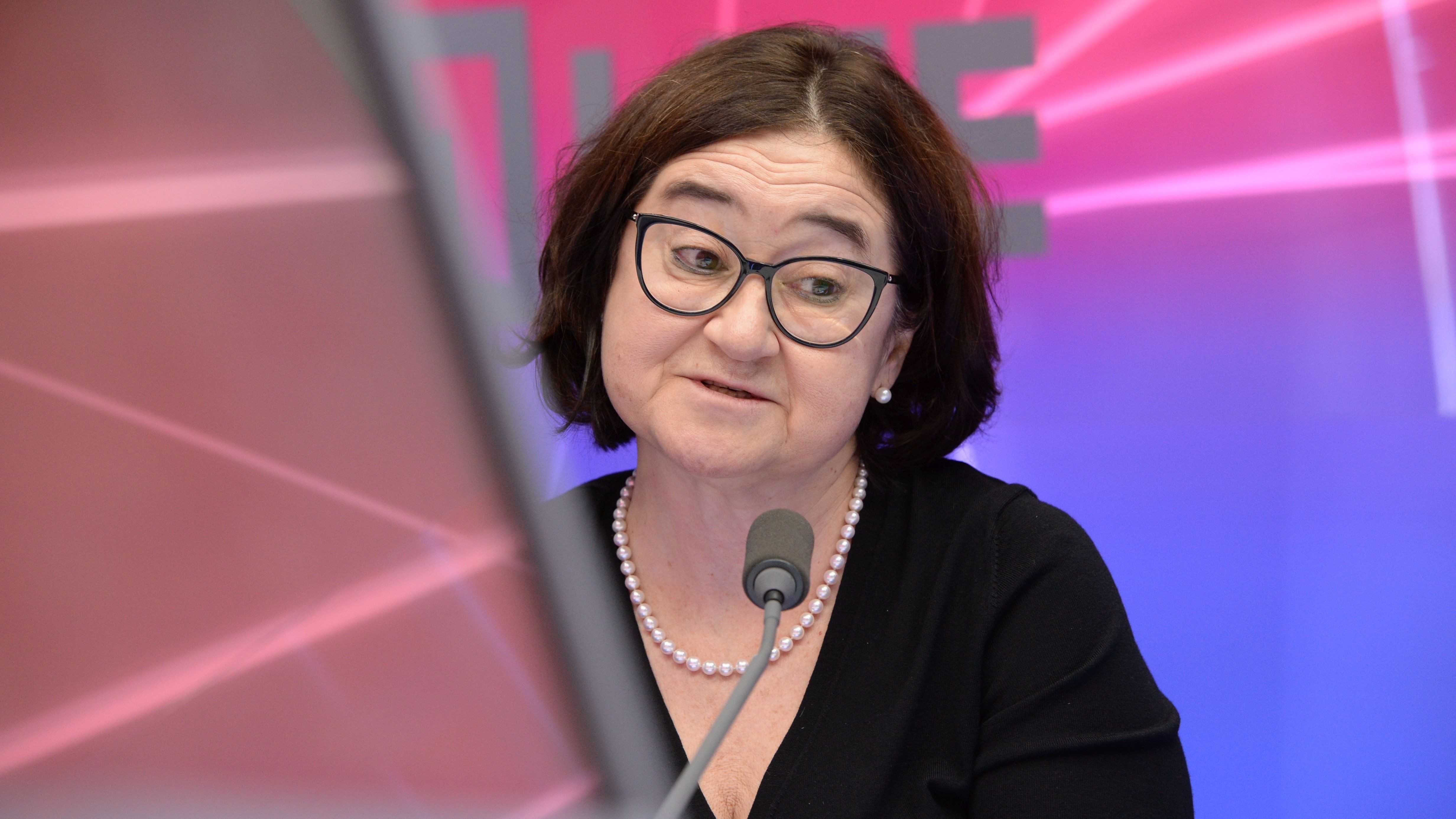 Трегулова, зельфира исмаиловна биография, основные кураторские проекты, оценки деятельности, награды