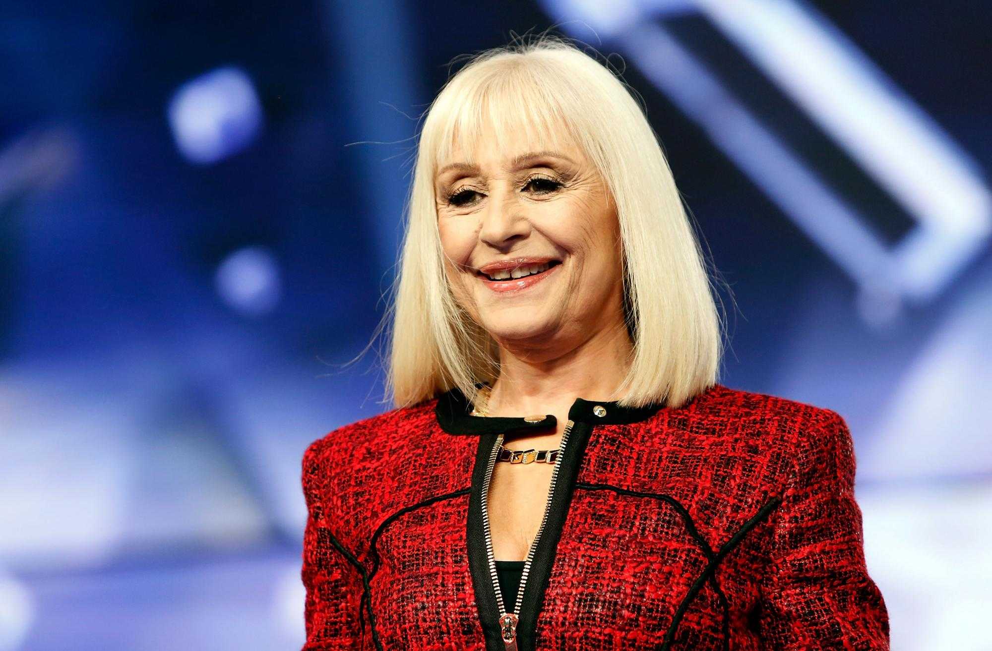 Рафаэлла карра (raffaella carrà) - биография, новости, личная жизнь