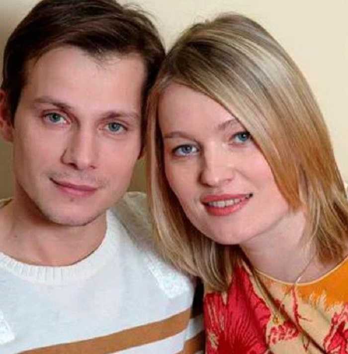 Сначала она сознательно отказывалась от детей, а потом долгие годы боролась за возможность стать мамой: виктория толстоганова