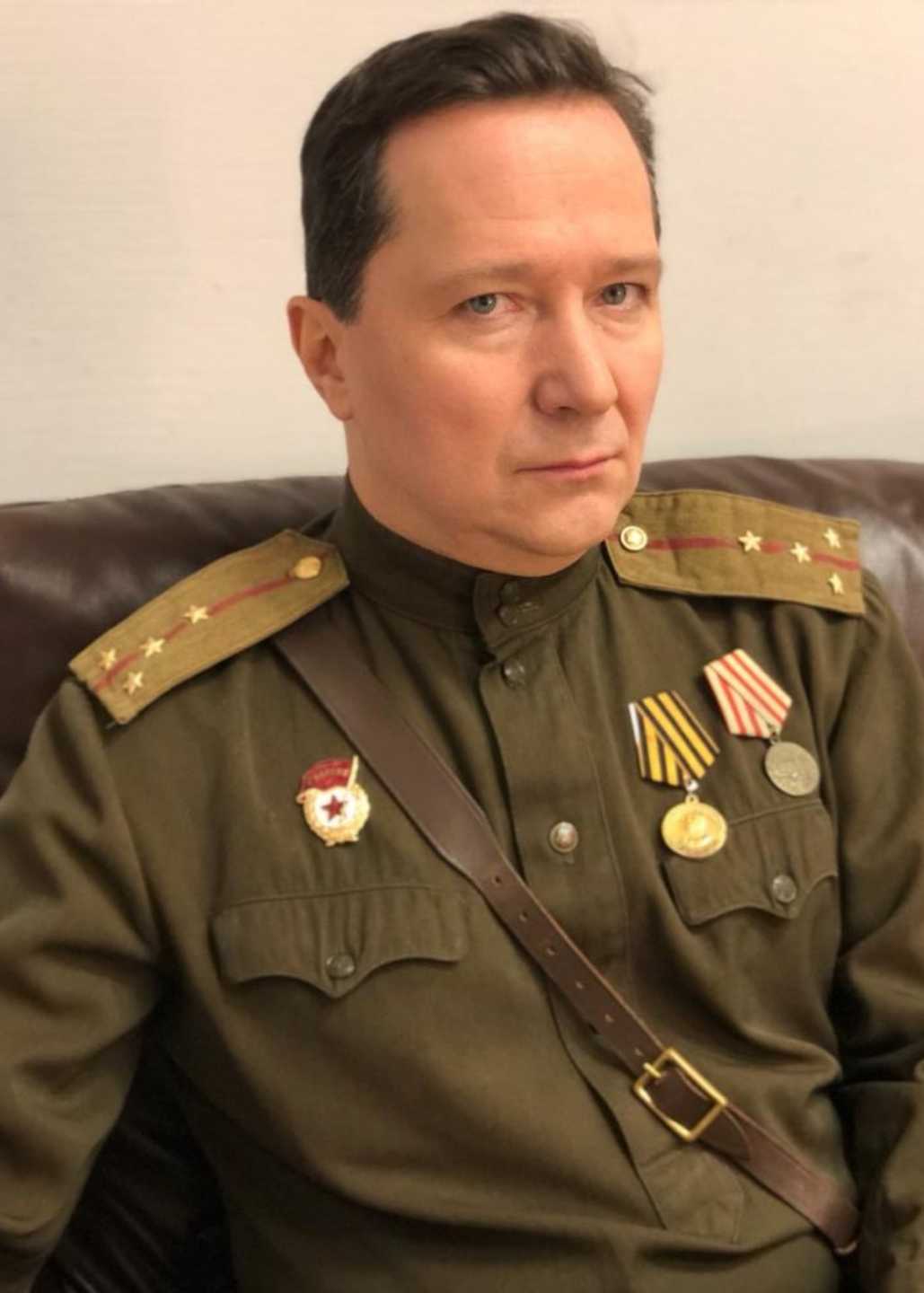 Антон афанасьев личная жизнь жена дети