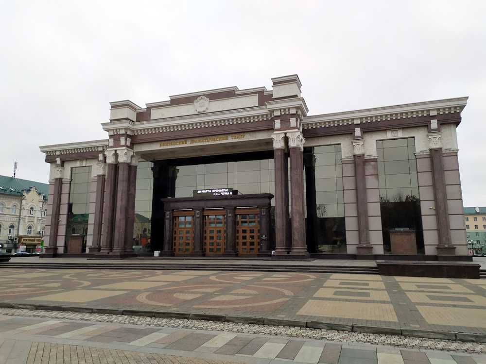 Никита пархоменко биография родители