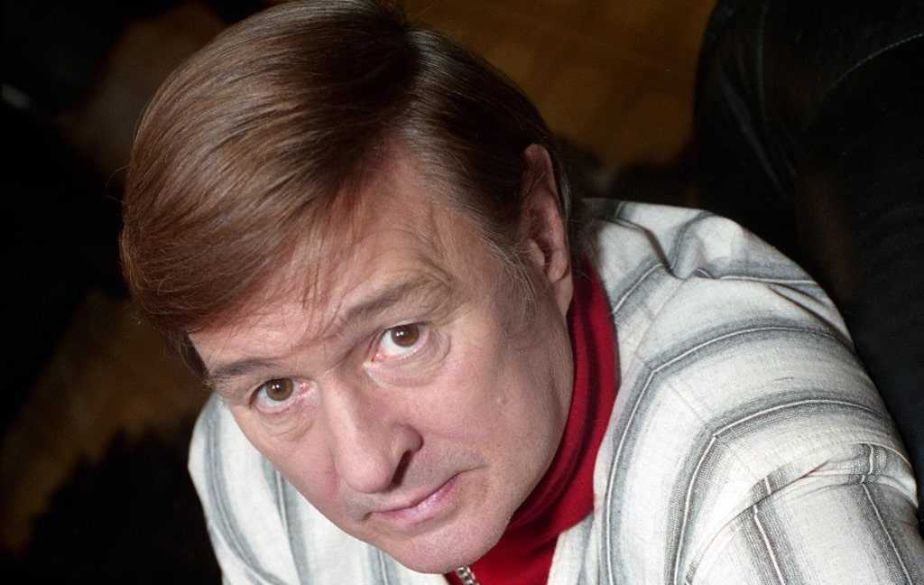 Биография романа виктюка. роман виктюк биография.