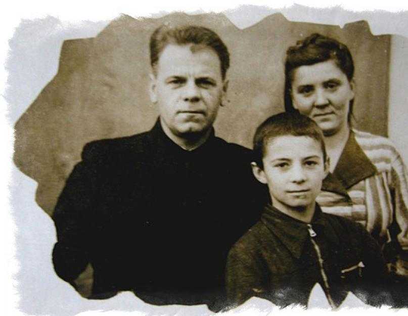 Где сейчас кашпировский и чем он занимается?