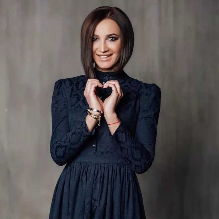 Где сейчас бузова находится чем занимается