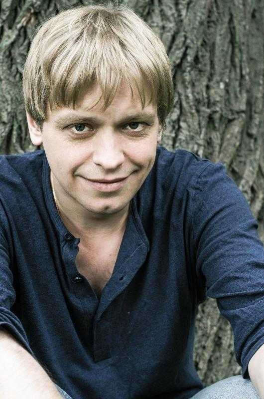 Юрий елагин
