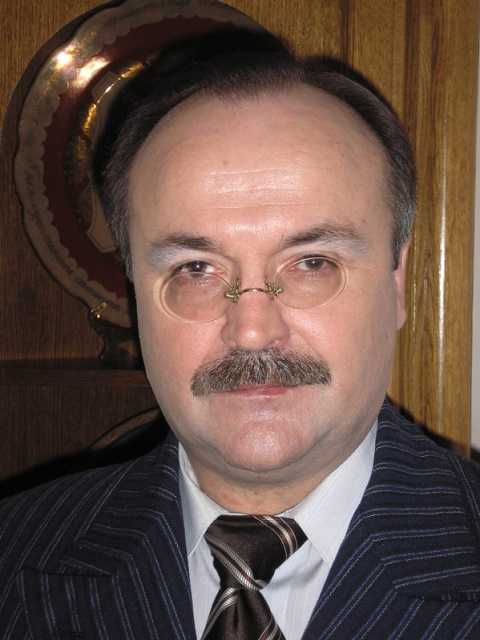 Солянников сергей евгеньевич | огаук иркутский академический драматический театр им. н.п.охлопкова