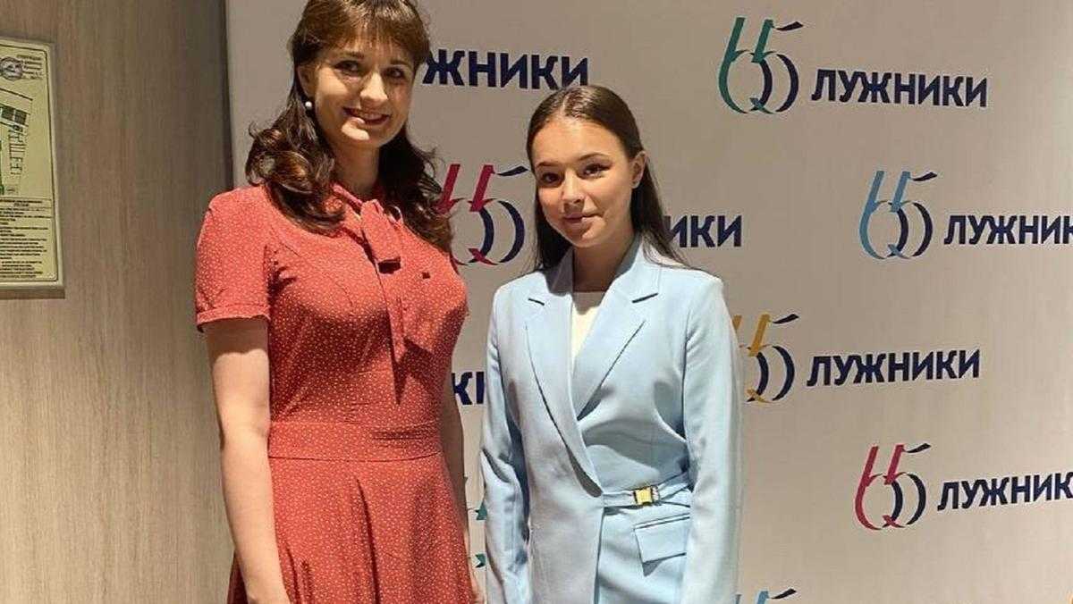 Надя ручка отмечает день рождения: творческие успехи и личная жизнь певицы