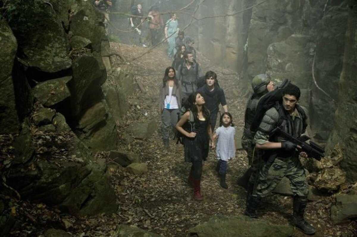 15 сериалов про постапокалипсис: от пандемии до отключения электричества - лайфхакер