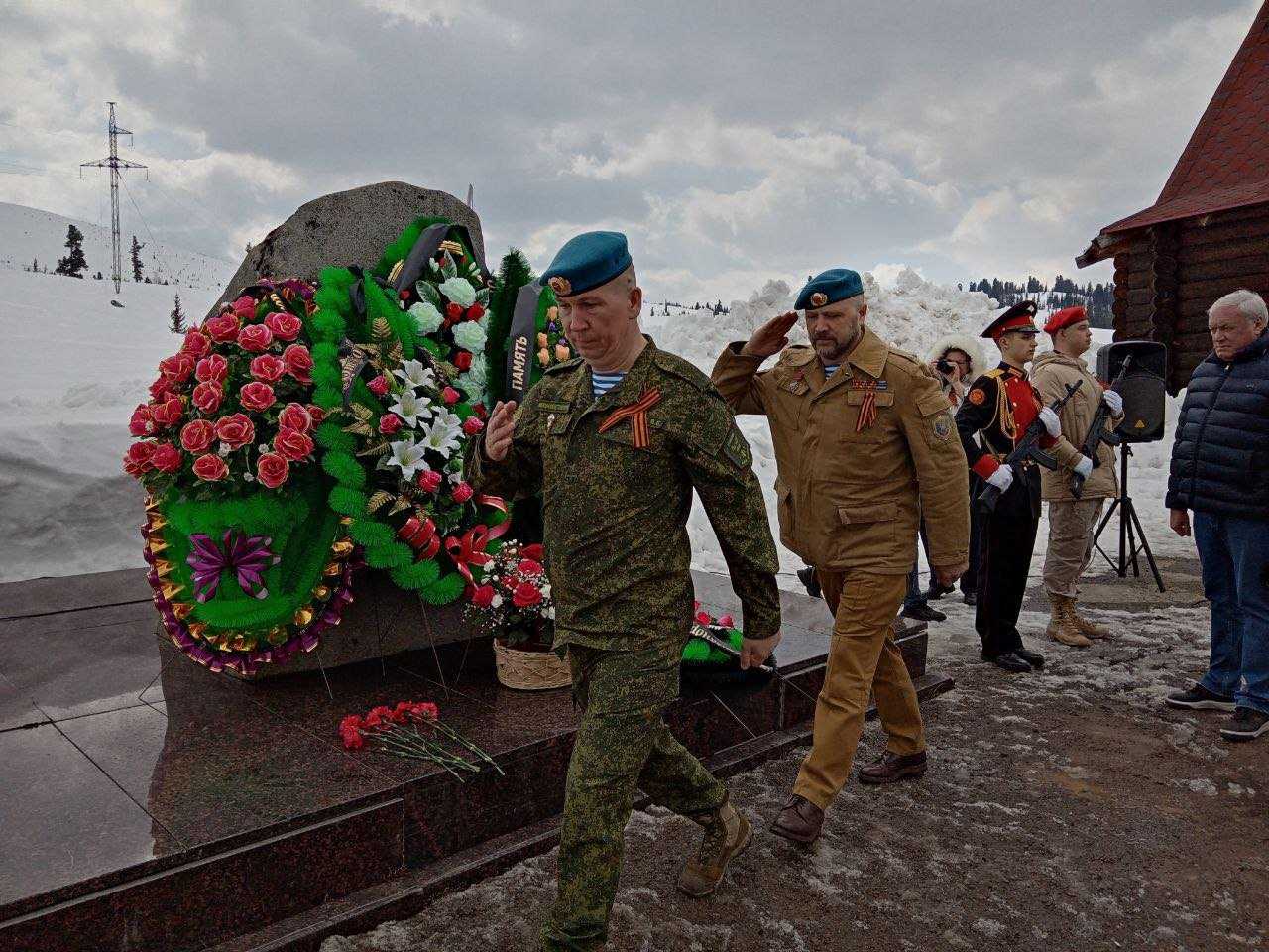 Лебедь, алексей иванович