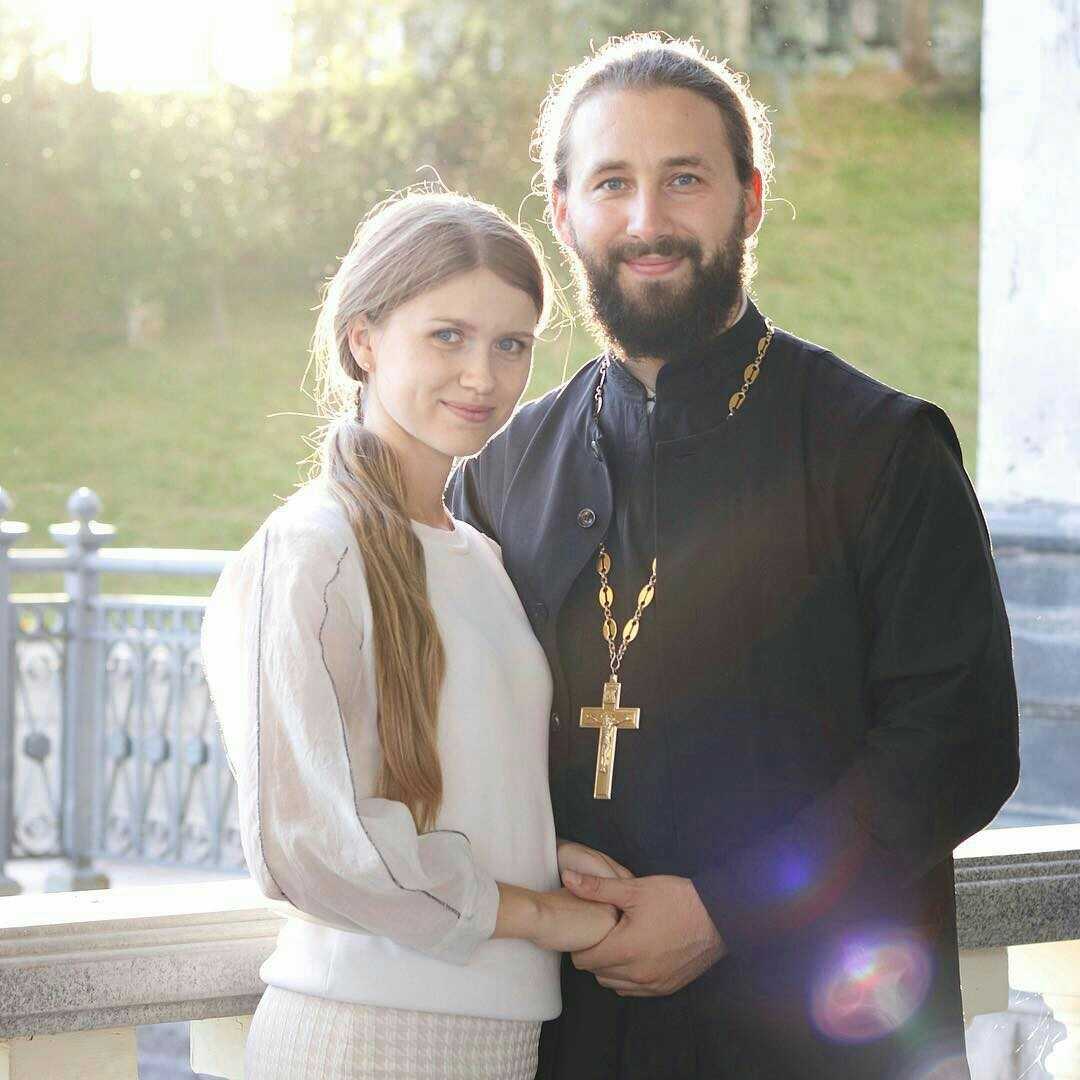 Аиде ведищевой – 80: что исполнительница «песенки о медведях» не поделила с натальей варлей, и как сложилась ее жизнь в сша
