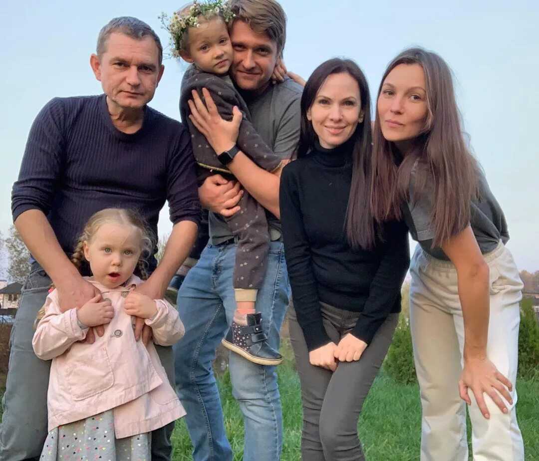 Дмитрий пчела: фильмография, биография, личная жизнь, фото