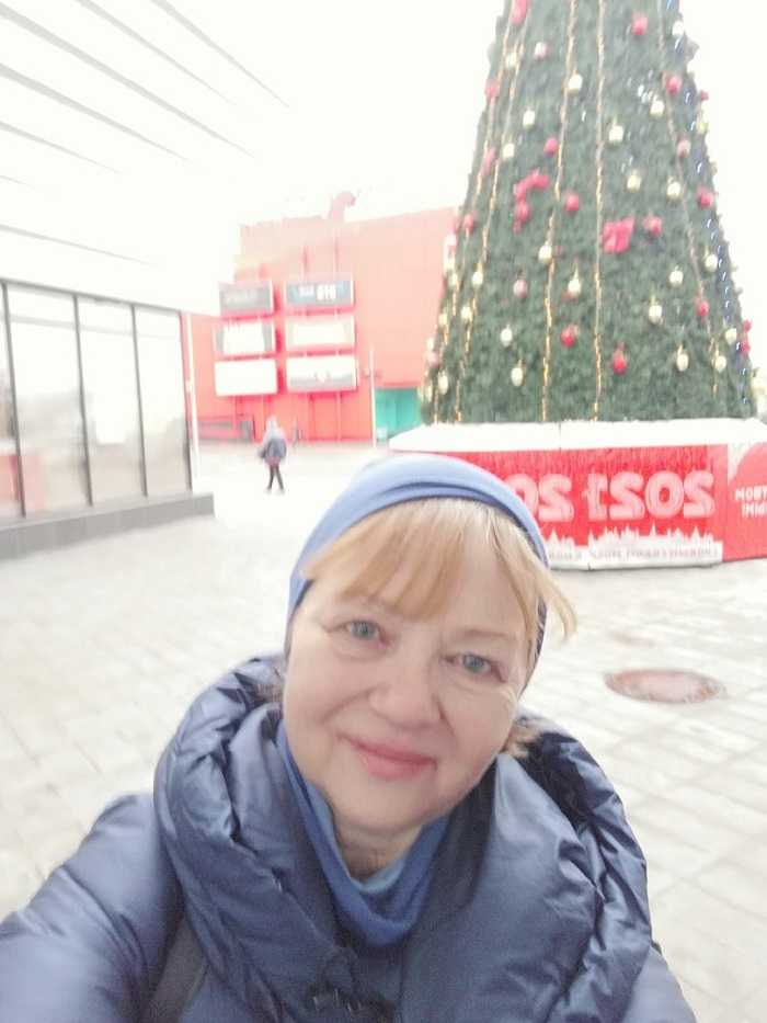 «мне нравится, что я незаметная»: как живет и выглядит татьяна божок, её единственный сын и оборванная карьера