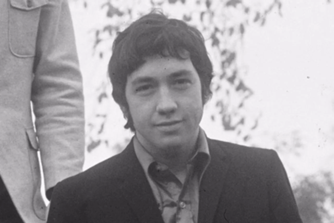 Джордж янг (рок-музыкант) - george young (rock musician)