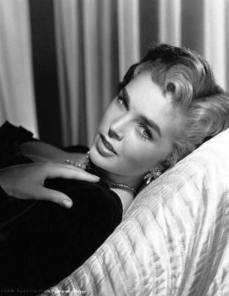 Dawn addams: actress (1930 - 1985) | biography, facts, information, career, wiki, life