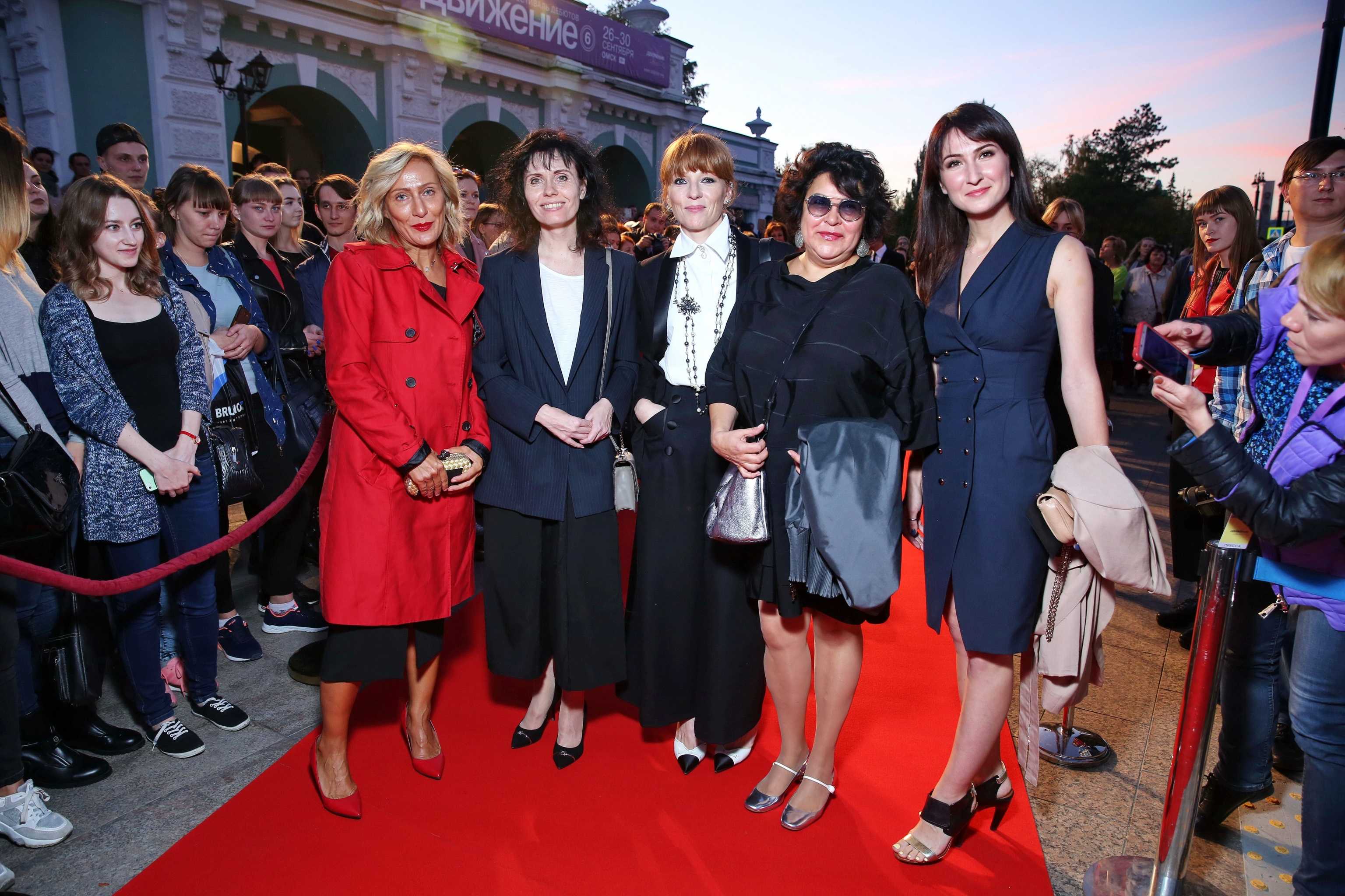 Биография и личная жизнь киры саксаганской, муж и интересные факты, новости