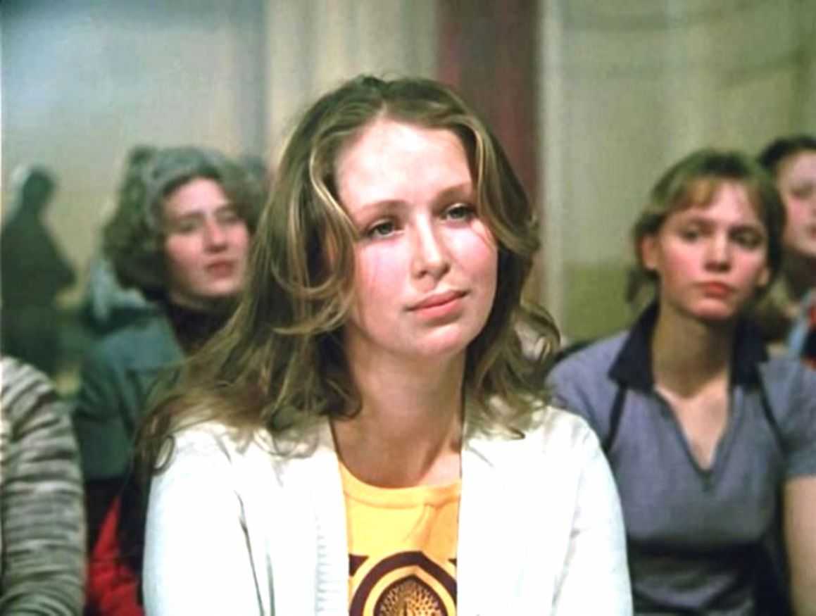 Народная российская актриса: жизнь и карьера