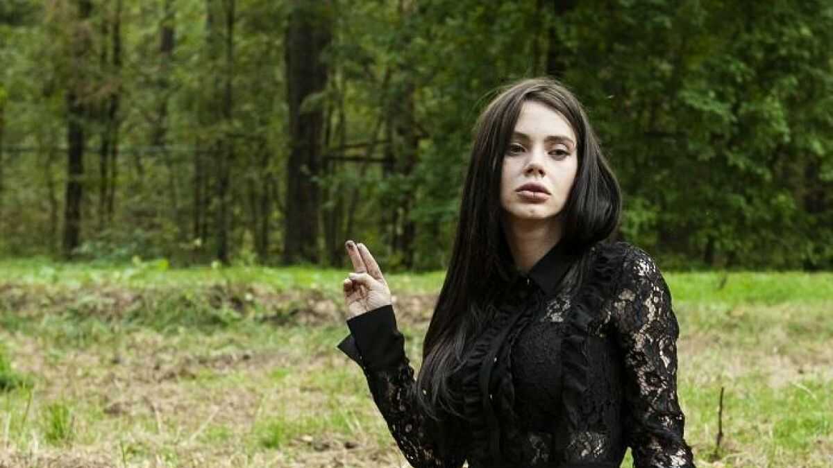 Всё про российскую колдунью и экстрасенса Ксению Андрееву