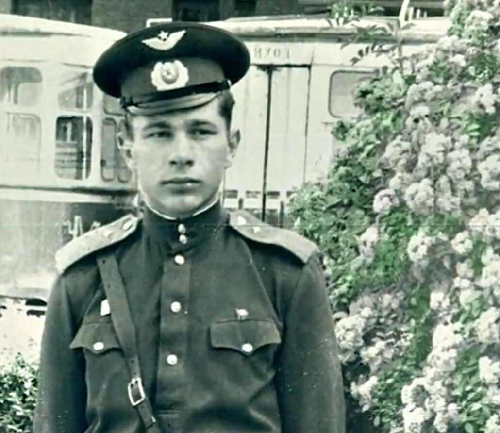 Мартынов андрей леонидович - молодежное театральное искусство