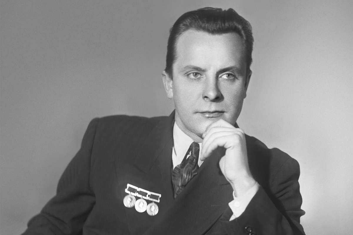Самойлов, евгений валерианович — энциклопедия руниверсалис