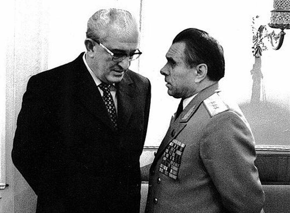Cветлана щeлoкова: что на самом деле сгубило супругу министра mbд ccср - русская семерка