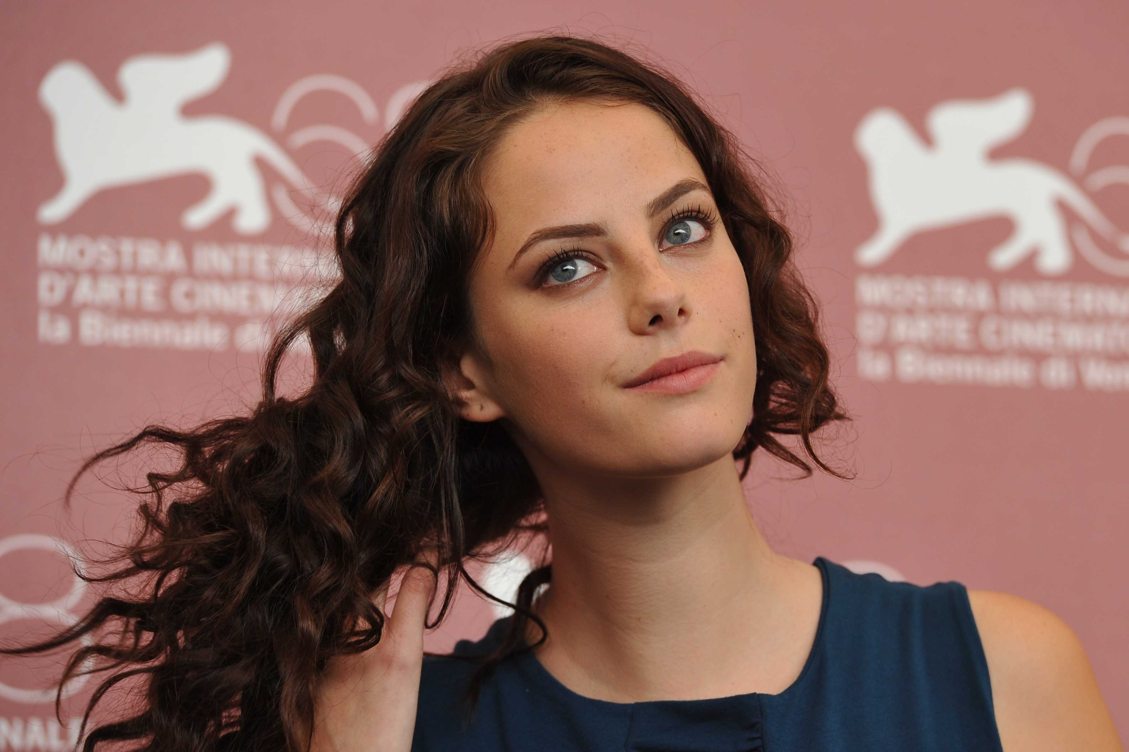 Всё про британскую актрису Каю Скоделарио Kaya Scodelario