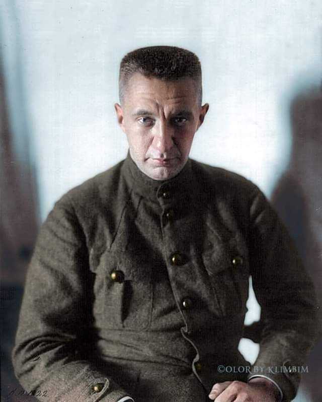 Биография неуверенного большевика. глава временного правительства керенский александр фёдорович: партия или право.