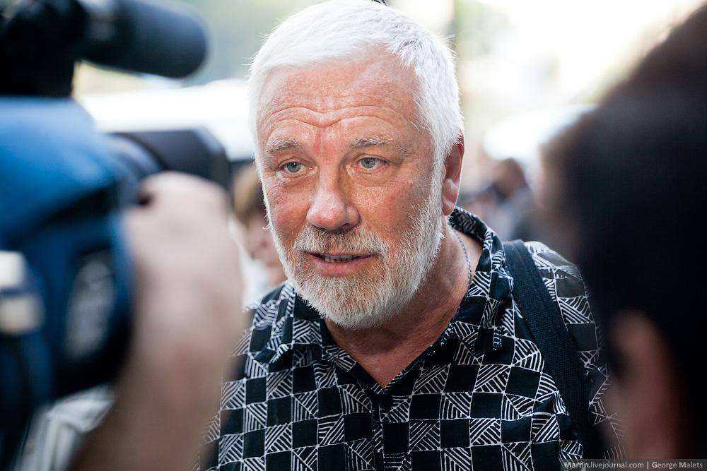 Крошка сын в отца пошел, телешоу он завел